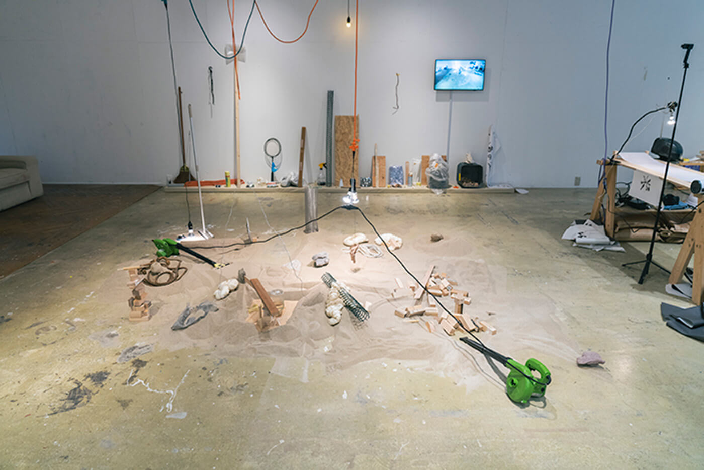 三人展 2022年12月6日 数年前、真冬のニューヨーク。…/ソノ アイダ